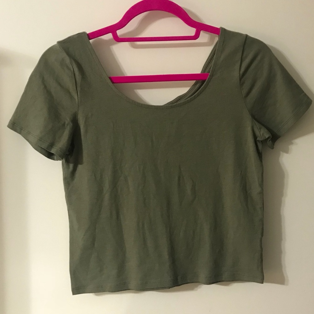 American Eagle Crop Top